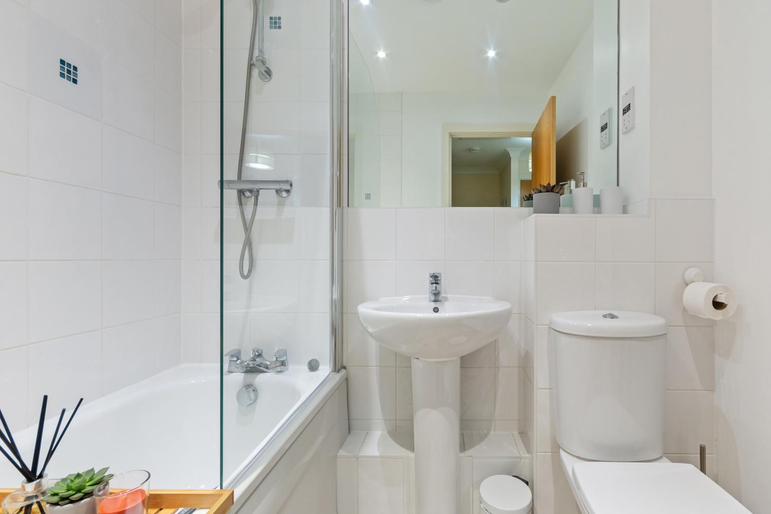 Merstham Sleeps9 Parking&Garage 17 Mins To Gatwick, 30 To London 빌라 외부 사진